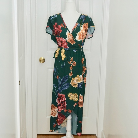 Quiz Dresses & Skirts - 🔥QUIZ Green  Floral Hi/Lo Dress (GB 20/US 16)